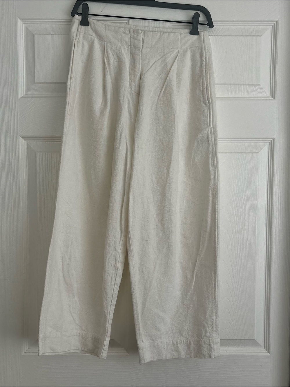 Gillia White Wide-Leg Cropped Linen Pants